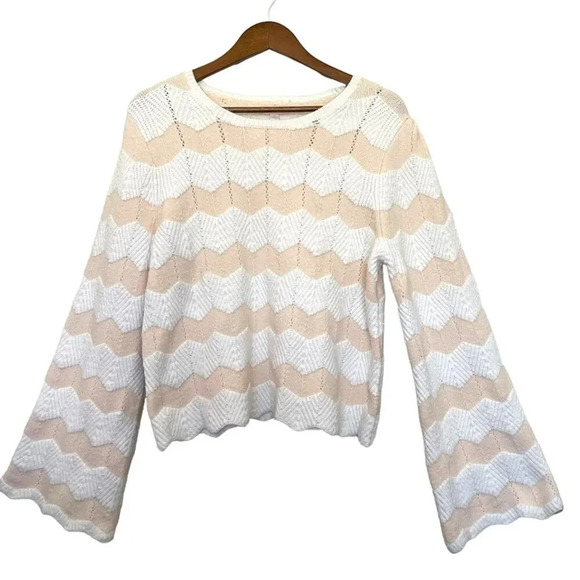 LC Lauren Conrad Chevron Bell Sleeve Knit Pullover Sweater Size Large - Picture 6 of 6